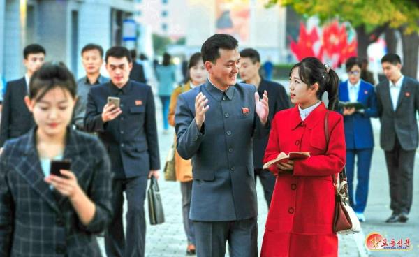 近四分之一的朝鲜人拥有手机:研究